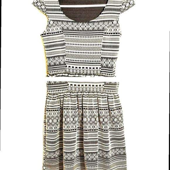 Tribal Geometrical Print Fit and Flare Dress Size M - Picture 4 of 4